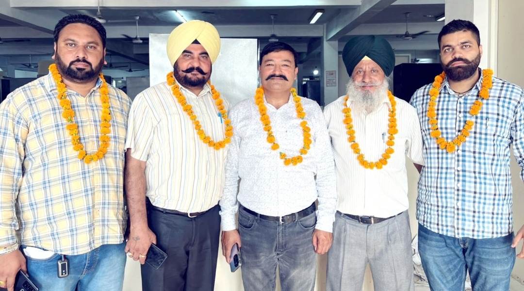 ਜ਼ਿਲ੍ਹਾ ਕਾਨੂੰਗੋ ਐਸੋਸੀਏਸ਼ਨ ਦੇ ਸਰਬਸੰਮਤੀ ਨਾਲ ਵਰਿੰਦਰ ਰੱਤੀ ਬਣੇ ਪ੍ਰਧਾਨ ਅਤੇ ਜਗੀਰ ਸਿੰਘ ਜਨਰਲ ਸਕੱਤਰ ਬਣੇ